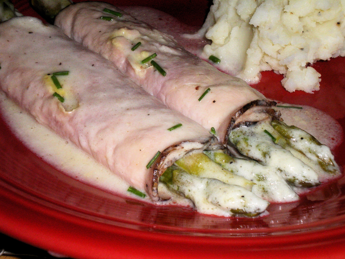 Ham Asparagus Rolls